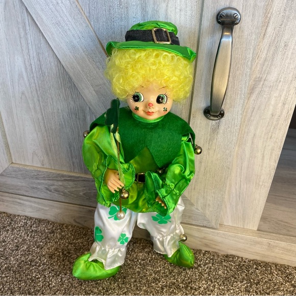 Brinn's 1986 Flora Belle March Calendar Clown Luck of The Irish In Box - Picture 5 of 9